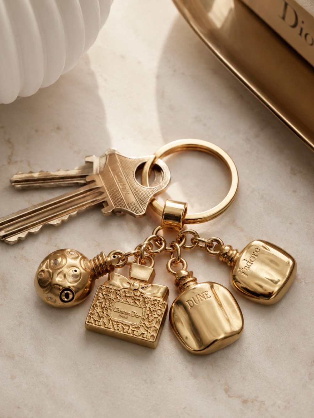 Christian Dior Gold Multi-bag or key Charm New in Box - Picture 4 of 5